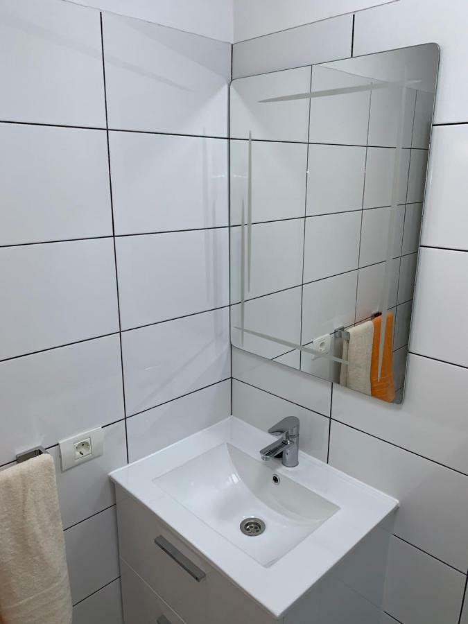 Cozy Studio In Los Cristianos Beach Free Wifi Arona  Eksteriør bilde